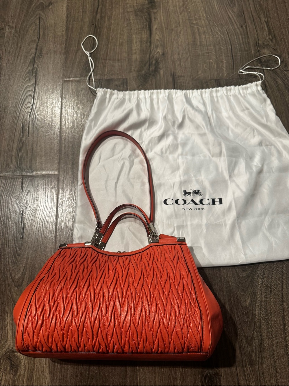 Coach Madison Gathered Twist Carrie Satchel Textured Orange coral Quilted purse - Picture 16 of 16